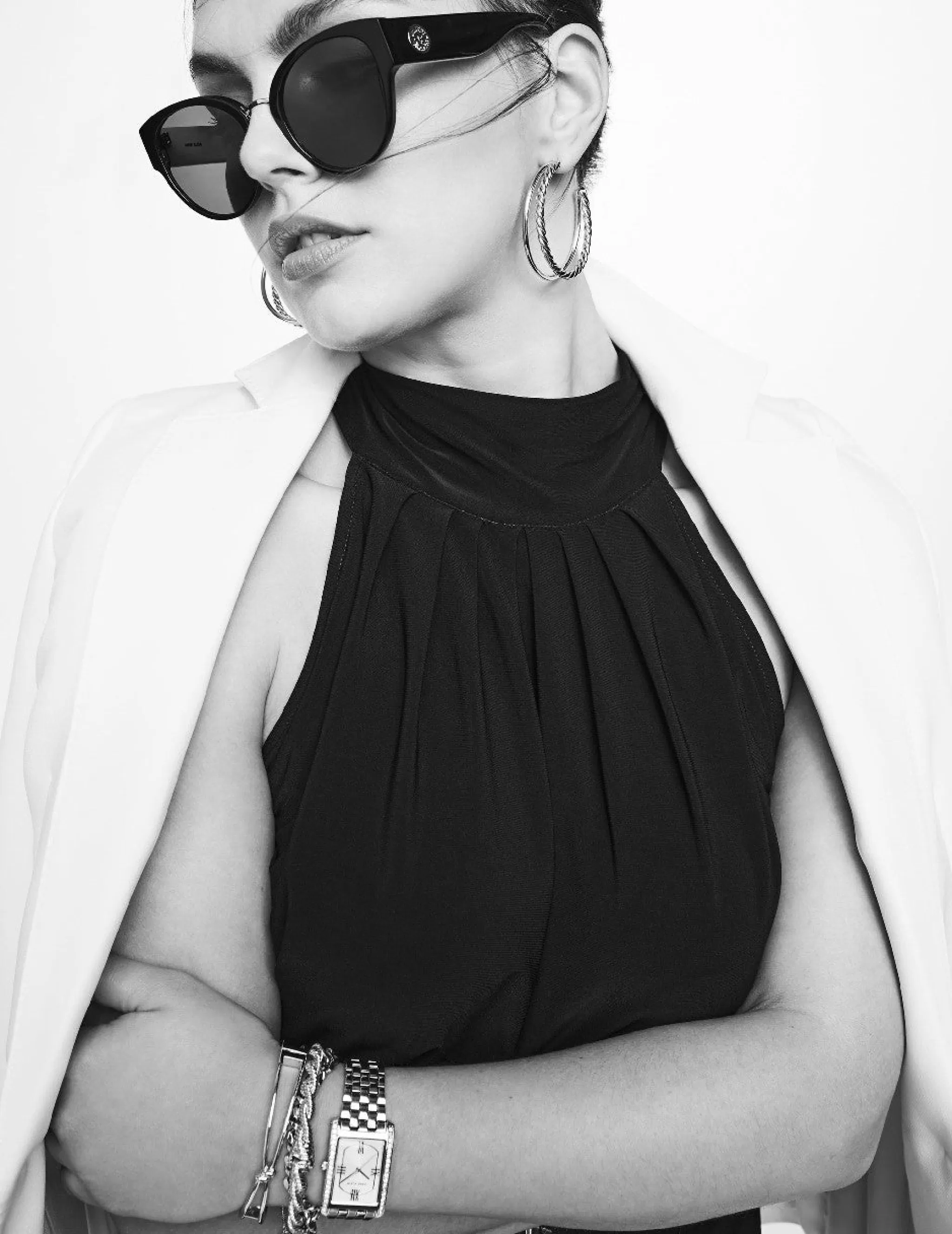Store Anne Klein Chic Rounded Cat-Eye Sunglasses