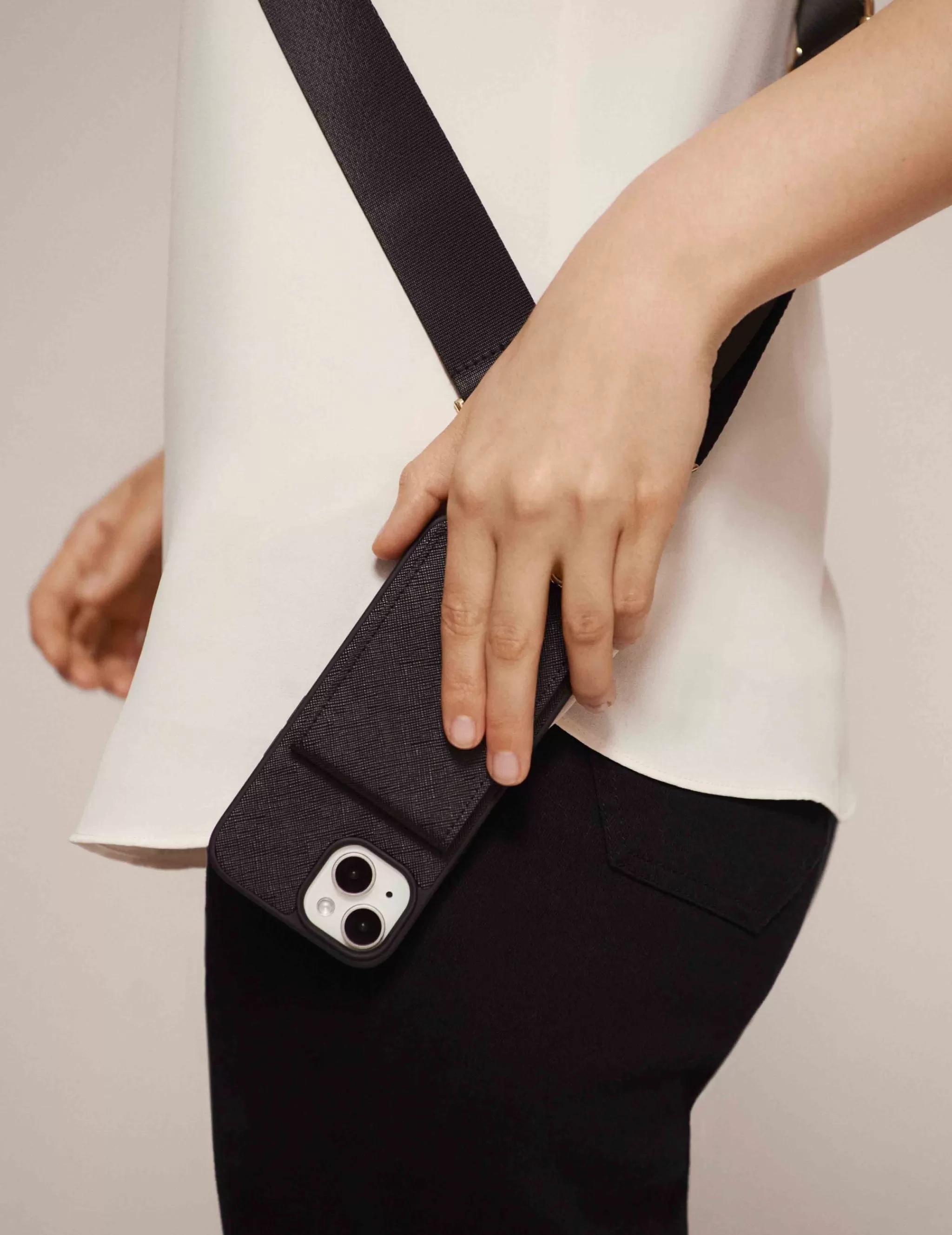 Outlet Anne Klein Saffiano Vegan Leather IPhone® 15 Case