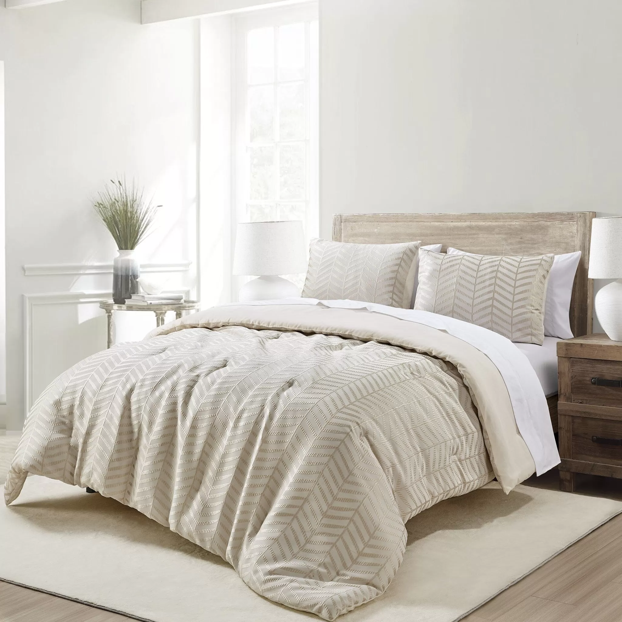 Cheap Anne Klein Wallingford Comforter Set Champagne